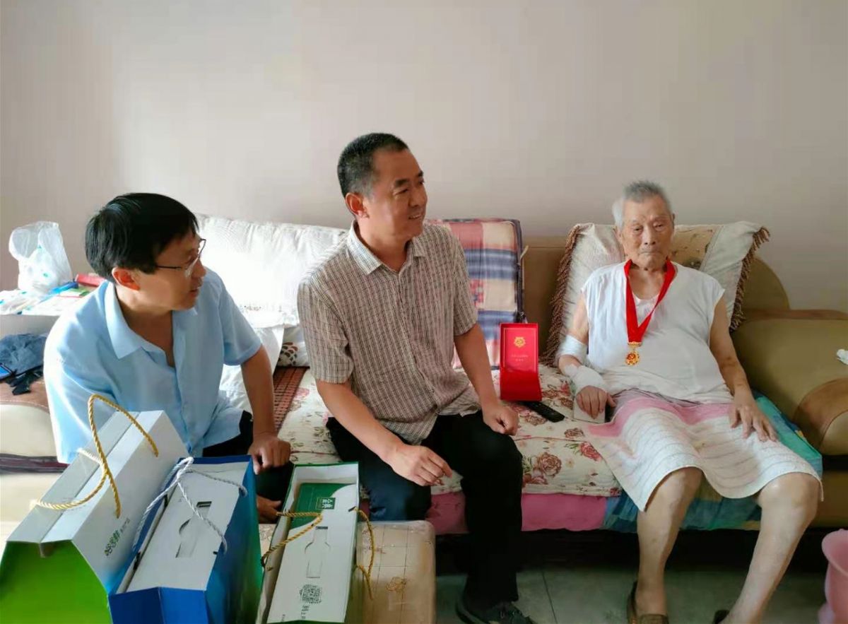 微信图片_20210702140542_副本.jpg