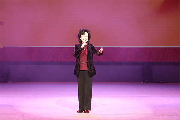 山东省菏泽艺术学校举办庆祝重阳节活动