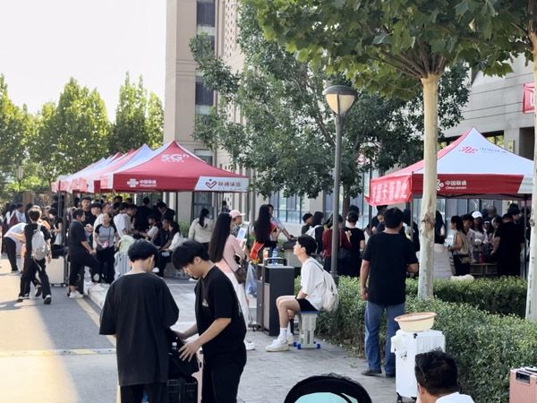 秋风作序   满“新”欢喜 ——山东省菏泽艺术学校开学报到纪实