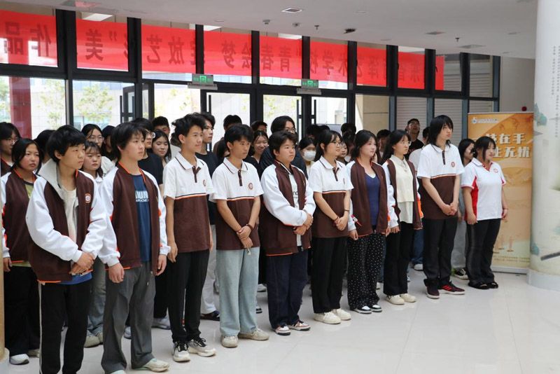 山东省菏泽艺校学校“青春绘梦 绽放艺彩”美术作品展