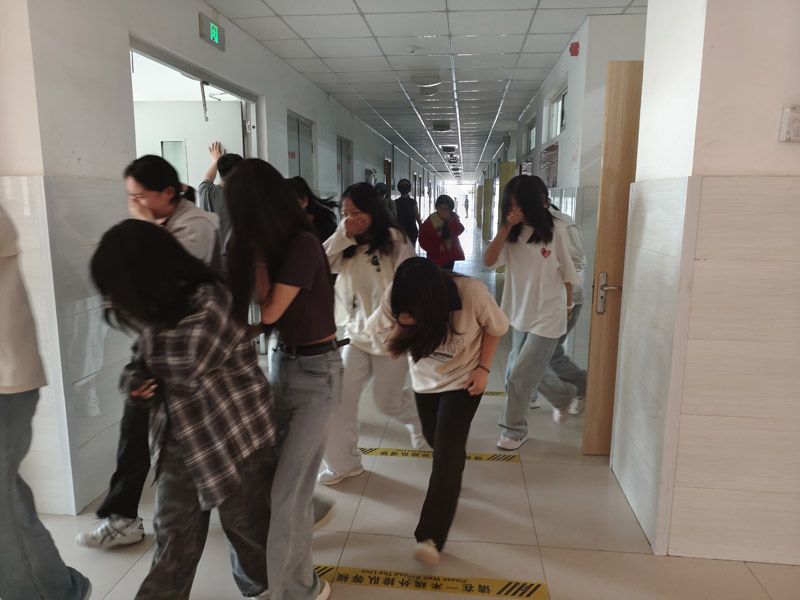 筑牢安全防线  守护生命安全 ——山东省菏泽艺术学校开展应急安全疏散演练