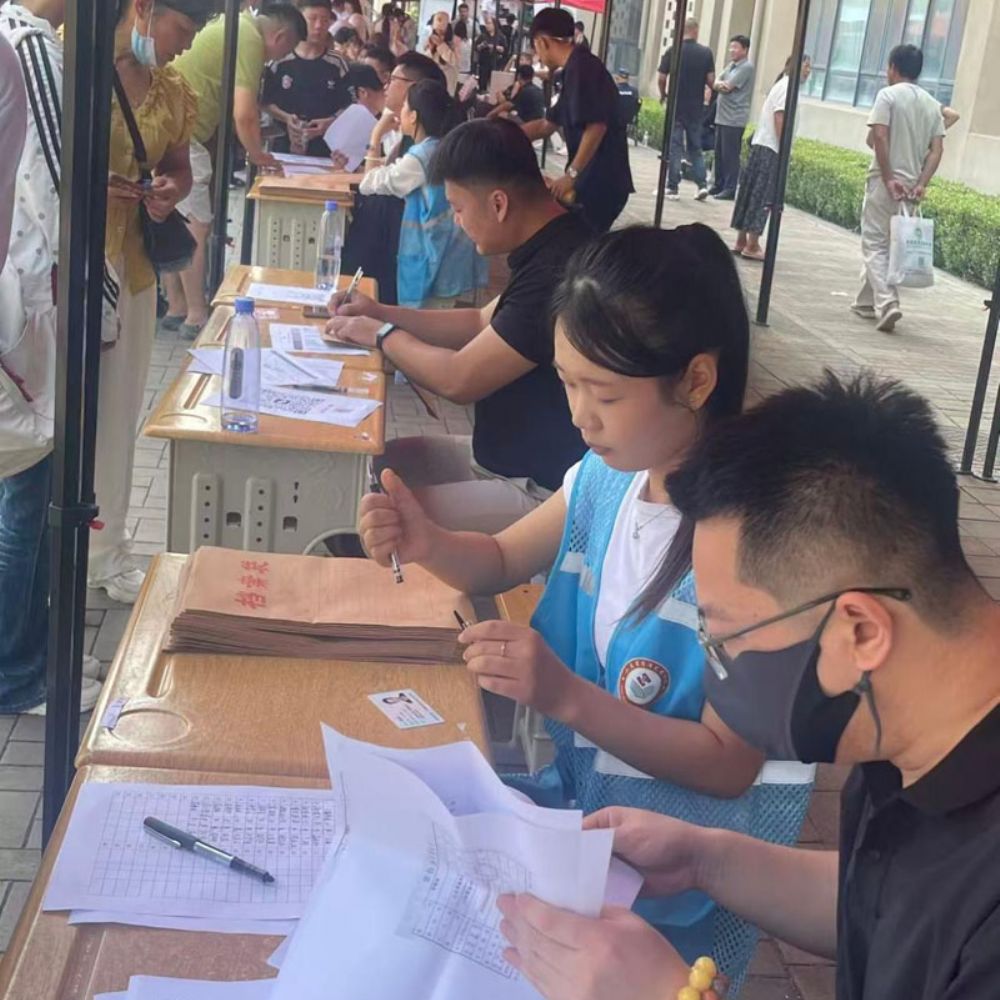 秋启新程 艺绽芳华——山东省菏泽艺术学校2026级新生报到纪实